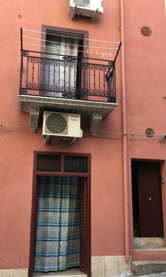 شقة Casa Tiziana كاستيلاّماري ديل غو المظهر الخارجي الصورة